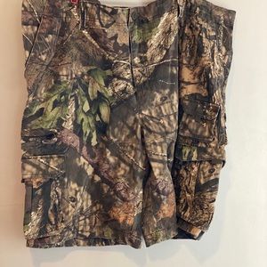 Men’s camp cargo shorts